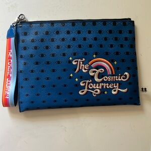 Ultra funky clutch with removable strap  !!!